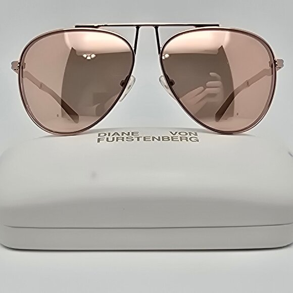 Diane Von Furstenberg Scarlett DVF 135S Rose Frame Rose Lens Sunglasses w/ Case main image 6